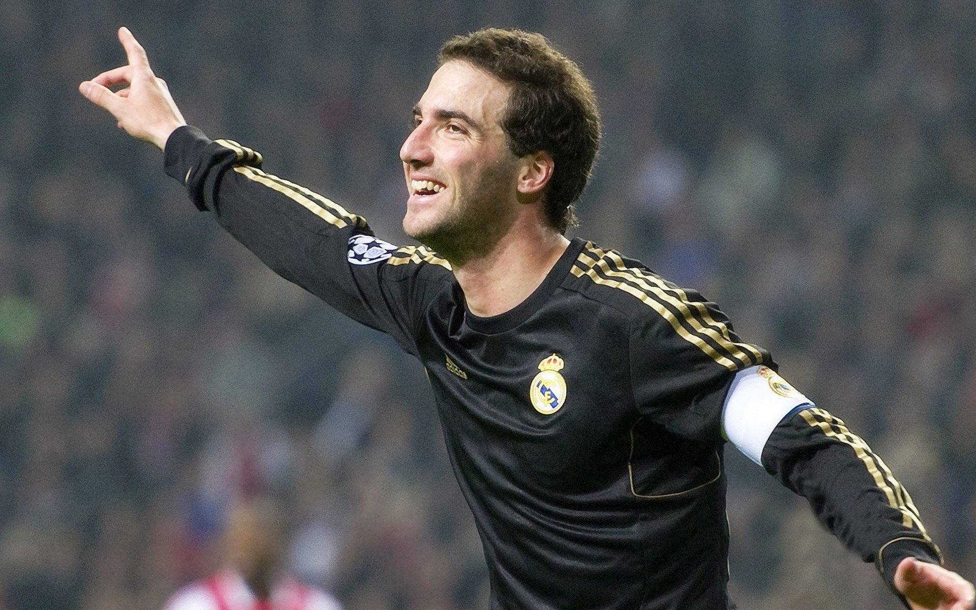 末节19分导演16分逆转!利拉德死神时刻降临,雷霆三少空砍72分